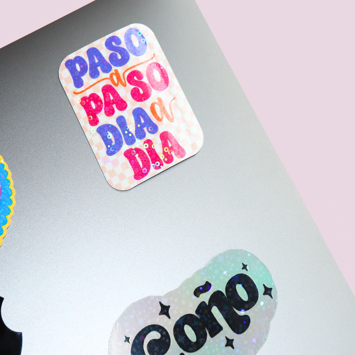 Paso A Paso, Dia A Dia Holographic Sticker