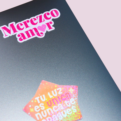 Merezco Amor Sticker